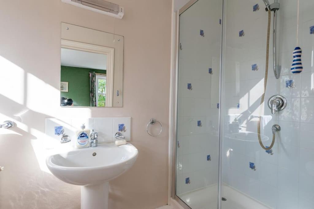 Firs Sleeps 15 Stunning Country House With Hot Tub Sudbourne Exterior foto